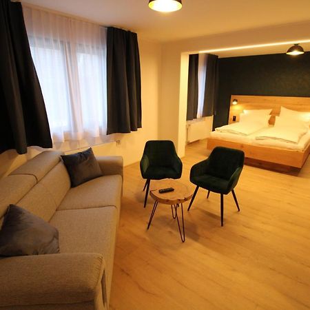Der Hirsch Hotel Моншау Екстериор снимка