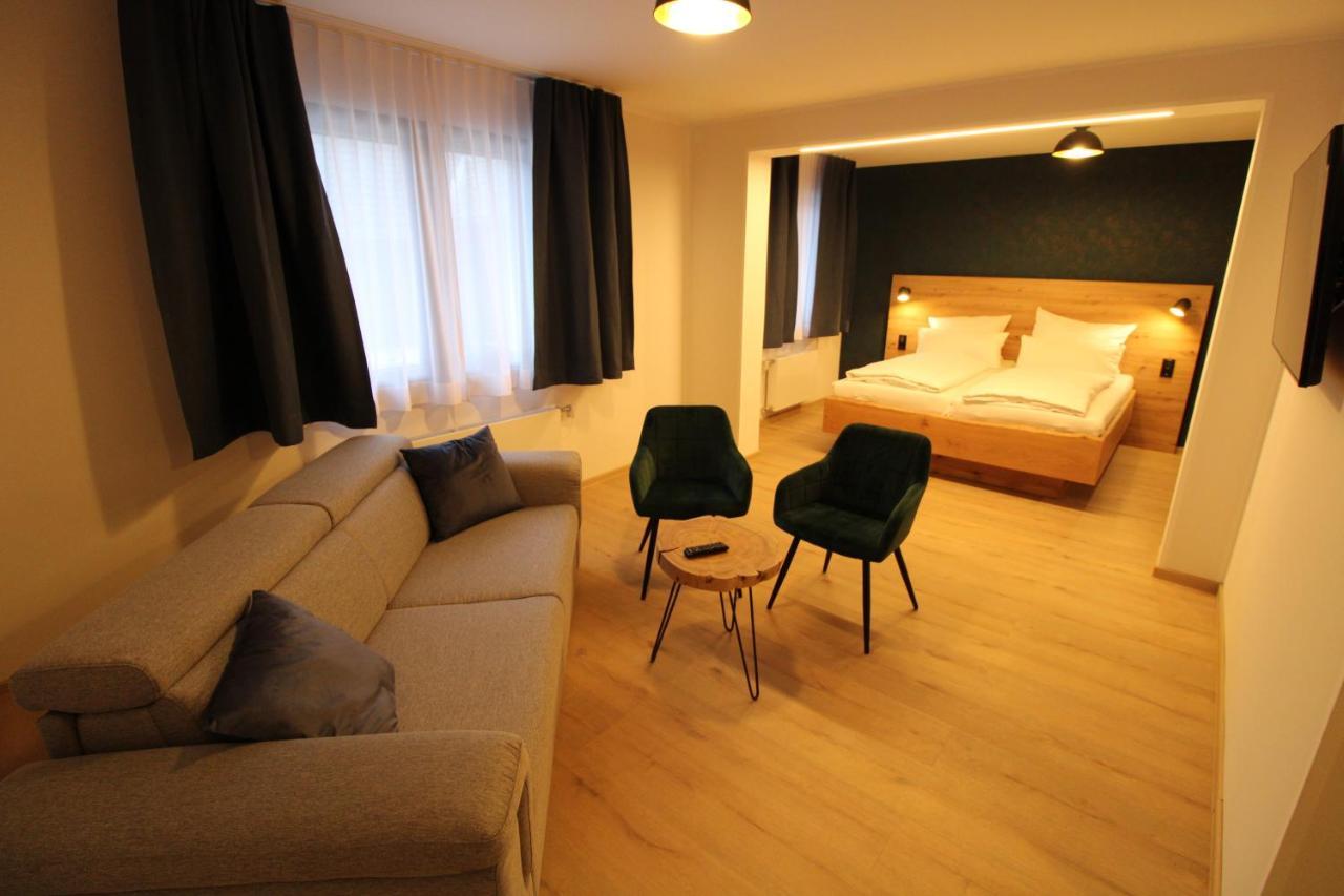 Der Hirsch Hotel Моншау Екстериор снимка