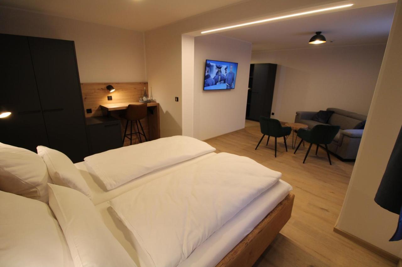 Der Hirsch Hotel Моншау Екстериор снимка