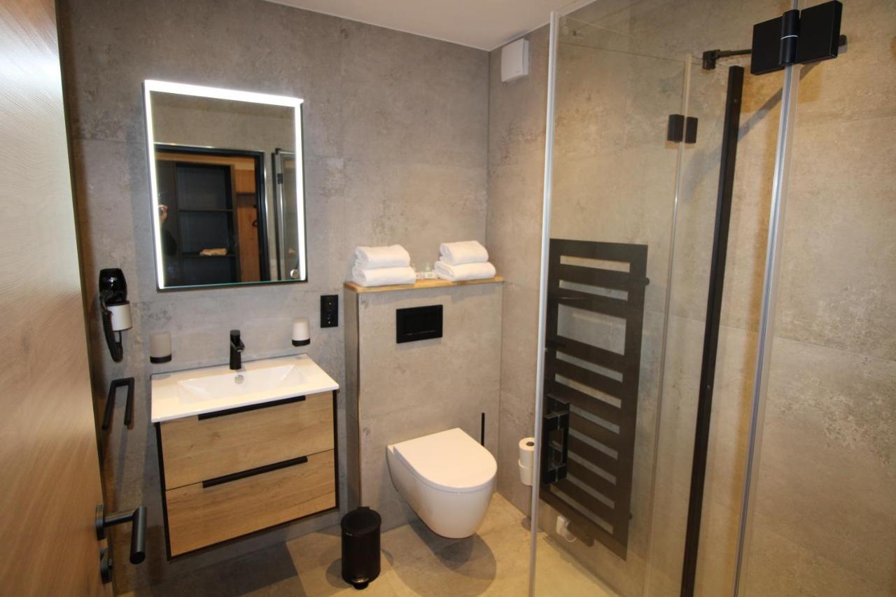 Der Hirsch Hotel Моншау Екстериор снимка