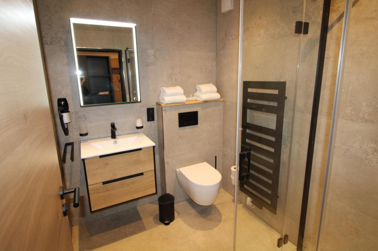 Der Hirsch Hotel Моншау Екстериор снимка
