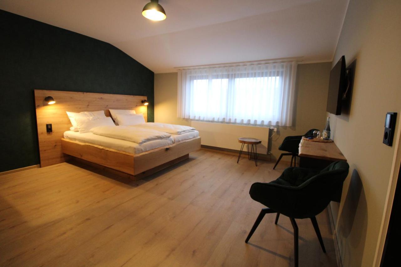 Der Hirsch Hotel Моншау Екстериор снимка