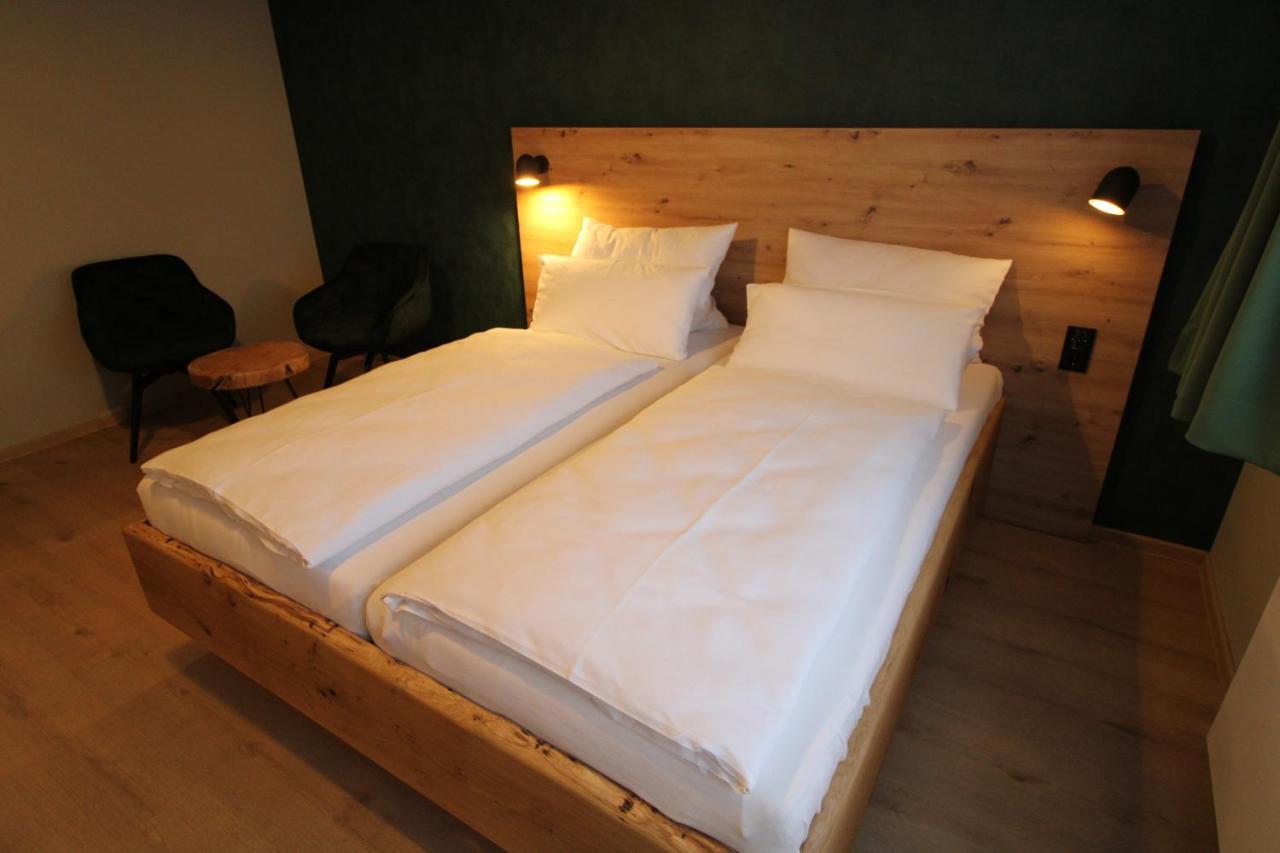 Der Hirsch Hotel Моншау Екстериор снимка