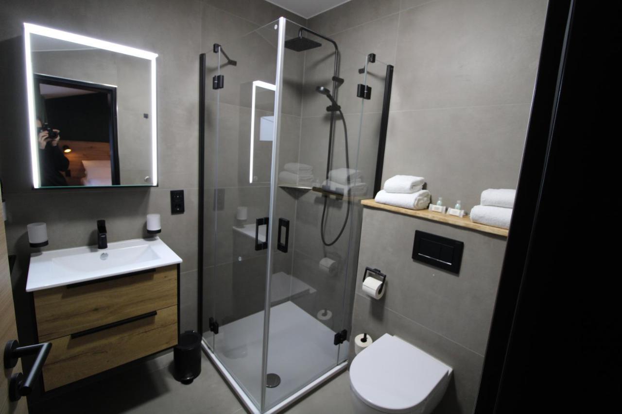 Der Hirsch Hotel Моншау Екстериор снимка