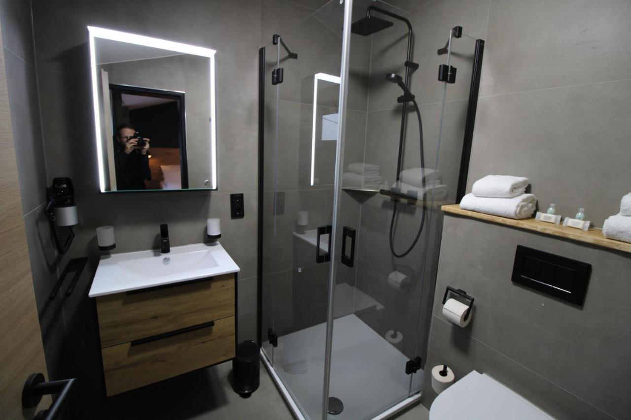 Der Hirsch Hotel Моншау Екстериор снимка