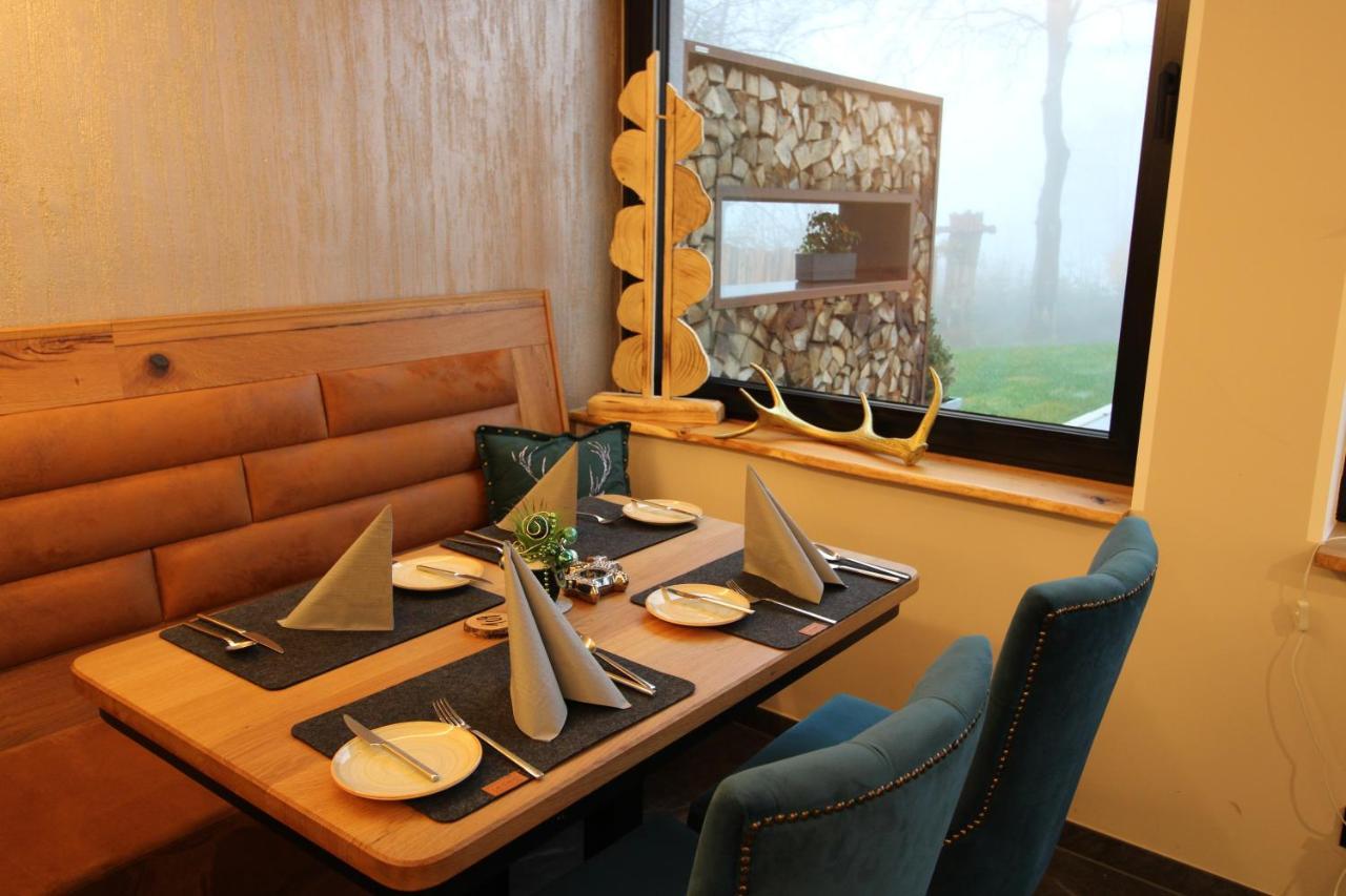 Der Hirsch Hotel Моншау Екстериор снимка